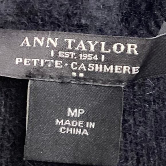 Ann Taylor Cashmere Black  Knit Turtleneck Long Sleeve Pullover Sweater Top Sz M - Picture 3 of 3